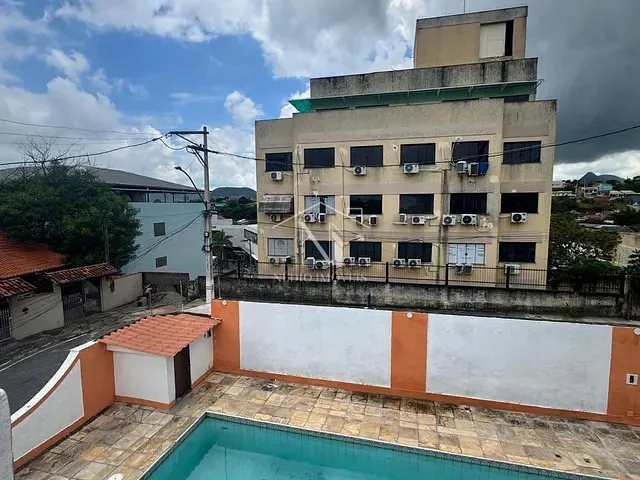 Casa para alugar, no bairro Centro em Maricá