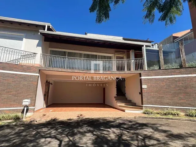 Casa com 299m² 3 quartos e 6 banheiros, à venda, no bairro Condomínio Residencial Euroville em Bragança Paulista