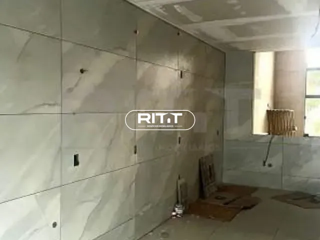 Casa com 250m² 3 quartos e 3 banheiros, à venda, no bairro Parque Olívio Franceschini em Hortolândia