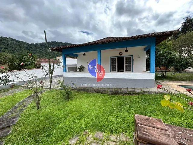 Casa 3 quartos e 2 banheiros, para alugar, no bairro Parque Silvestre em Guapimirim