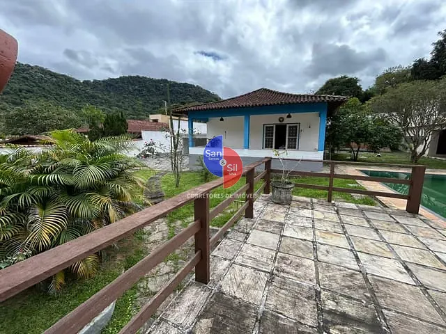 Casa 3 quartos e 2 banheiros, para alugar, no bairro Parque Silvestre em Guapimirim