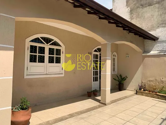 Casa com 125m² 3 quartos e 2 banheiros, à venda, no bairro São Luiz em Volta Redonda