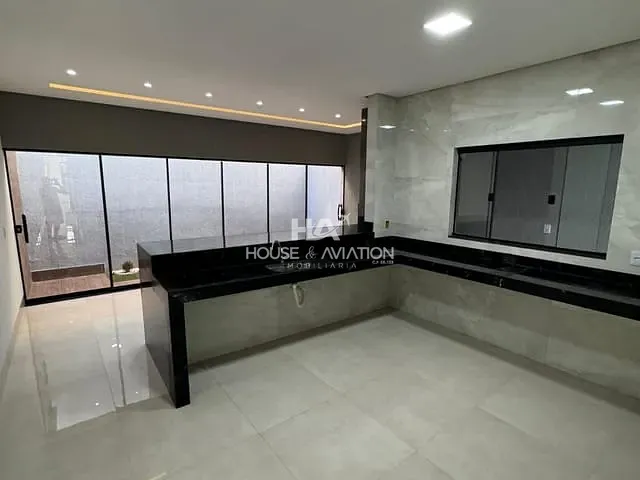 Casa com 180m² 3 quartos e 2 banheiros, à venda, no bairro Goiá 2 em Goiânia