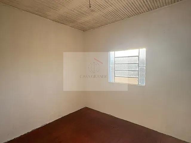 Casa 2 quartos e 2 banheiros, para alugar, no bairro Vila Oliveira em Rolândia