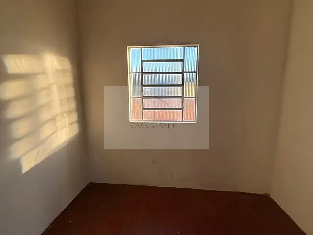 Casa 2 quartos e 2 banheiros, para alugar, no bairro Vila Oliveira em Rolândia