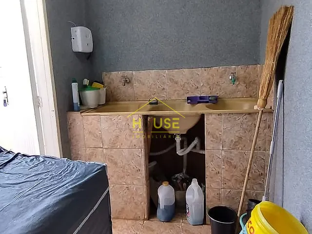 Casa com 200m² 3 quartos e 1 banheiro, à venda, no bairro Jd Italia em Valentim Gentil