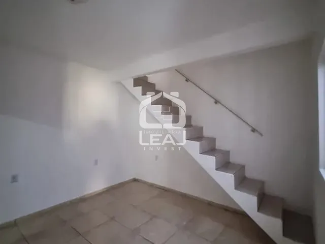 Casa com 70m² 3 quartos e 1 banheiro, para alugar, no bairro Parque Santo Antônio em São Paulo