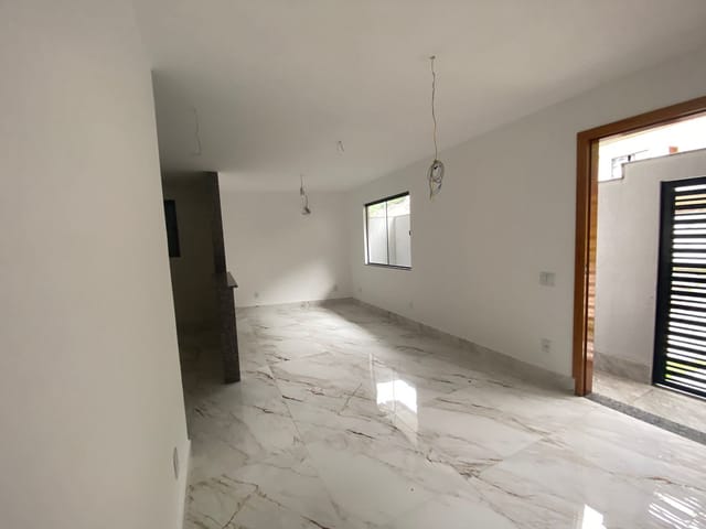 Casa com 130m² 3 quartos e 5 banheiros, à venda, no bairro TAQUARA em Rio de Janeiro