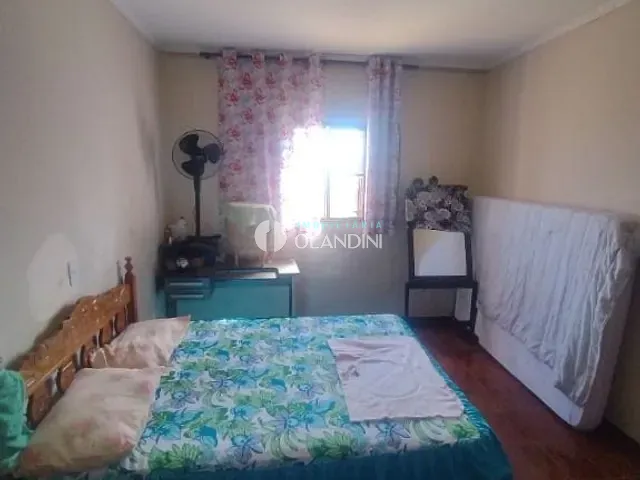 Casa com 300m² 3 quartos e 1 banheiro, à venda, no bairro Itamaraty em Artur Nogueira