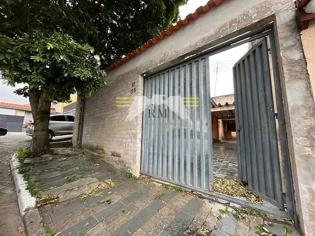Casa 3 quartos e 1 banheiro, à venda, no bairro Vila São Silvestre (Zona Leste) em São Paulo