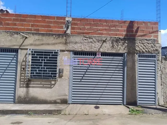 Casa 3 quartos e 1 banheiro, à venda, no bairro Parque Verde em Itabuna