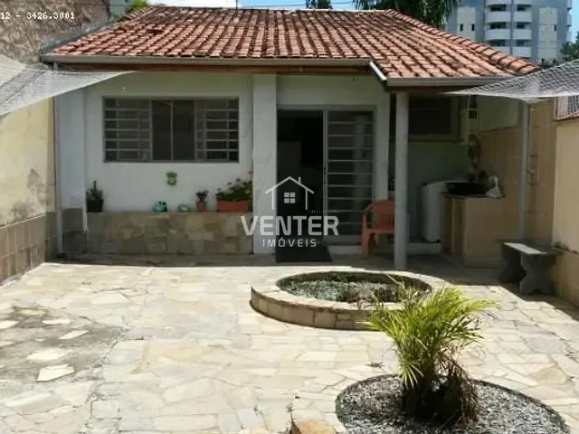Casa com 294m² 3 quartos e 1 banheiro, à venda, no bairro Jardim das Nações em Taubaté
