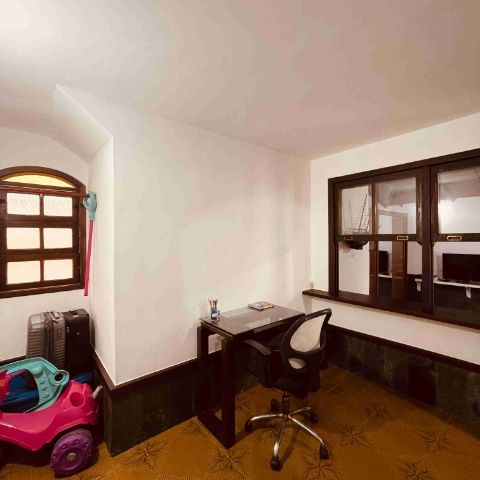 Casa com 360m² 4 quartos e 2 banheiros, à venda, no bairro Jardim Excelsior em Cabo Frio