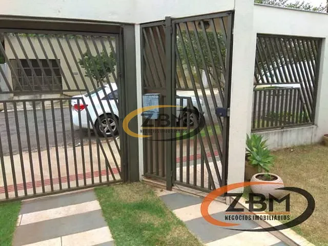 Casa com 250m² 3 quartos e 2 banheiros, para alugar, no bairro Universitário em Londrina