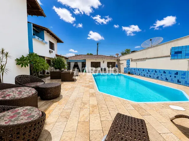 Casa com 517m² 4 quartos e 3 banheiros, à venda, no bairro São João em Itajaí