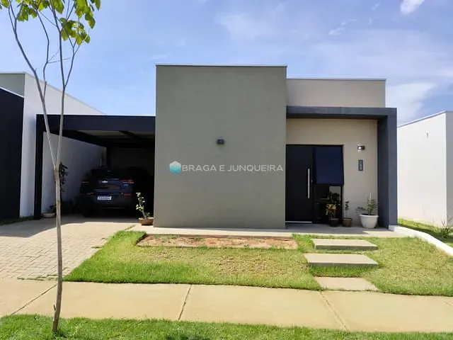 Casa com 210m² 3 quartos e 2 banheiros, à venda, no bairro Parque Residencial Damha em São José do Rio Preto