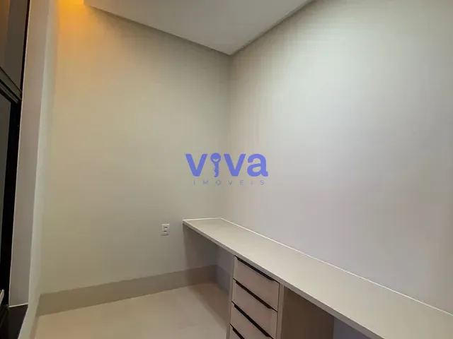 Casa 3 quartos e 3 banheiros, à venda, no bairro Parque Amazônia em Goiânia