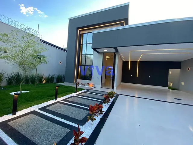 Casa 3 quartos e 3 banheiros, à venda, no bairro Parque Amazônia em Goiânia