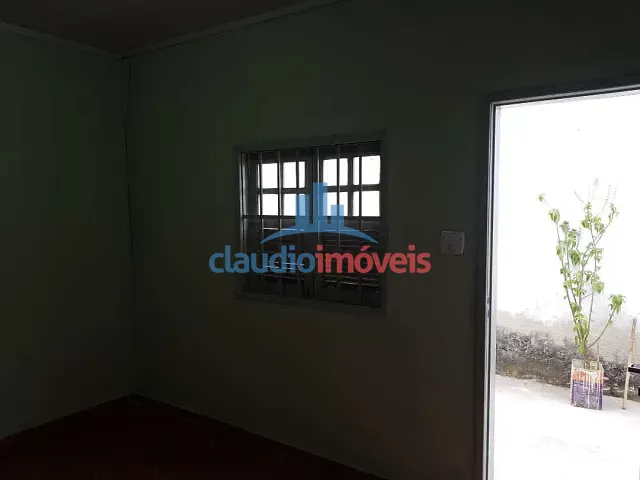 Casa 2 quartos e 1 banheiro, para alugar, no bairro Jardim Boa Vista em Barra Mansa
