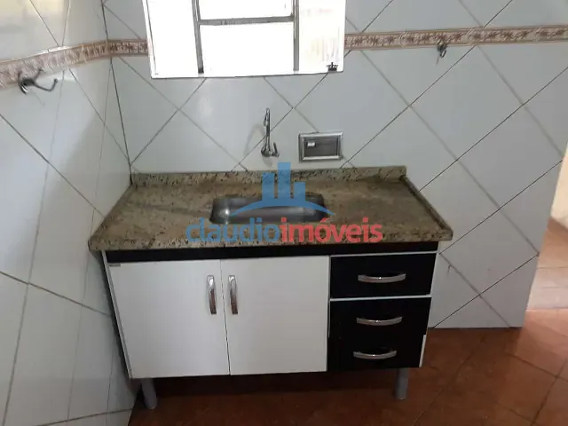 Casa 2 quartos e 1 banheiro, para alugar, no bairro Jardim Boa Vista em Barra Mansa