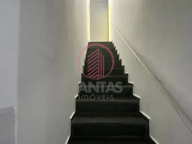 Casa com 204m² 2 quartos e 2 banheiros, à venda, no bairro Bela Vista em Osasco