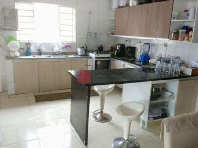 Casa com 300m², à venda, no bairro Parque São Domingos em Pindamonhangaba