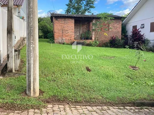 Casa 2 quartos e 1 banheiro, à venda, no bairro Rua Rui Barbosa em Arroio do Meio