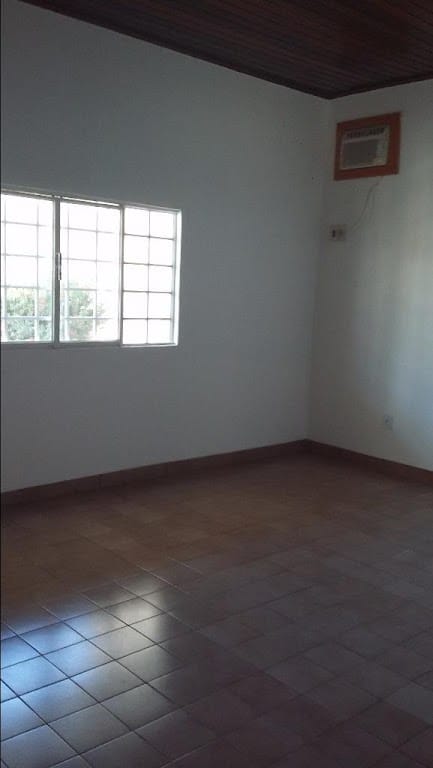 Casa à venda e aluguel com 4 quartos, 250m² - Foto 15