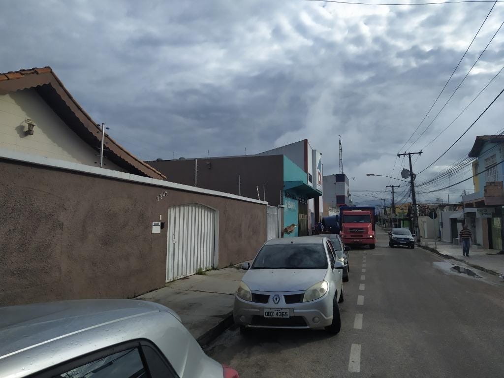 Casa à venda e aluguel com 4 quartos, 250m² - Foto 34