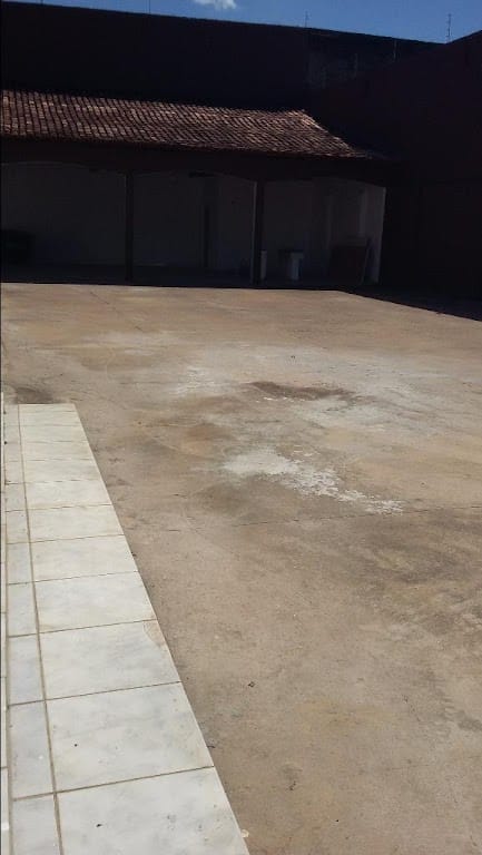 Casa à venda e aluguel com 4 quartos, 250m² - Foto 32