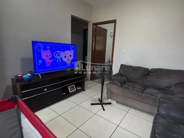 Casa com 200m² 2 quartos e 1 banheiro, à venda, no bairro Centro em Guararema