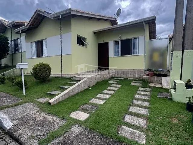 Casa com 200m² 2 quartos e 1 banheiro, à venda, no bairro Centro em Guararema