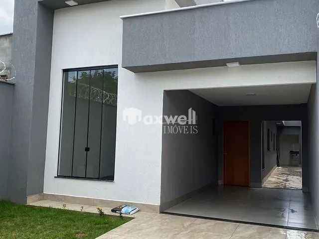 Casa com 180m² 3 quartos e 3 banheiros, à venda, no bairro Jardim Mont Serrat em Aparecida de Goiânia
