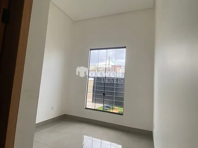 Casa com 180m² 3 quartos e 3 banheiros, à venda, no bairro Jardim Mont Serrat em Aparecida de Goiânia