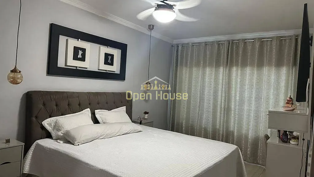 Casa, 3 quartos, 329 m² - Foto 1