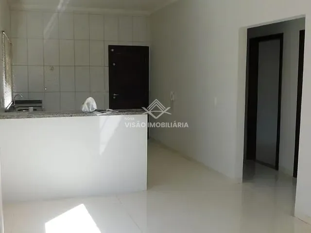 Casa com 250m² 2 quartos e 2 banheiros, à venda, no bairro Jardim Celeste em Sinop