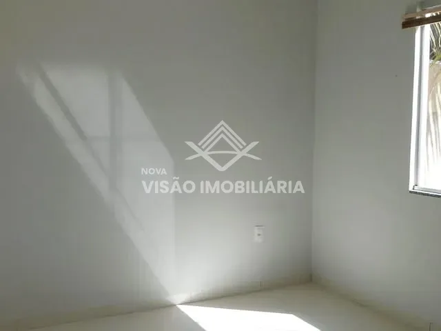 Casa com 250m² 2 quartos e 2 banheiros, à venda, no bairro Jardim Celeste em Sinop
