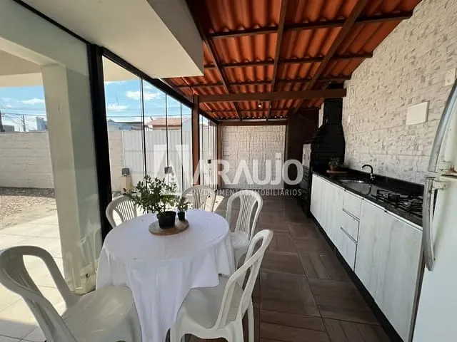 Casa com 325m² 2 quartos e 1 banheiro, à venda, no bairro São João em Itajaí