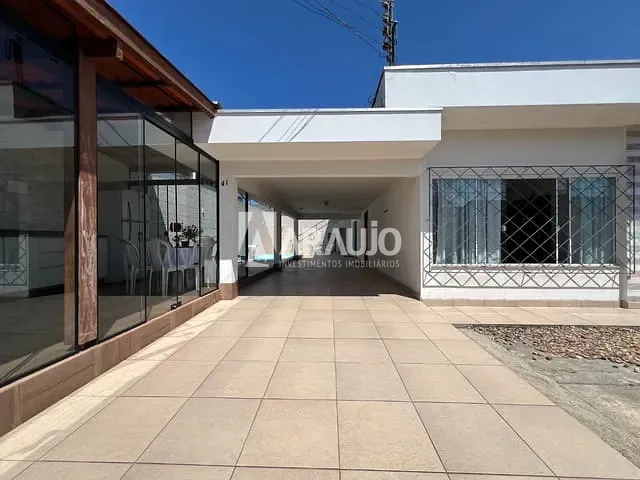 Casa com 325m² 2 quartos e 1 banheiro, à venda, no bairro São João em Itajaí