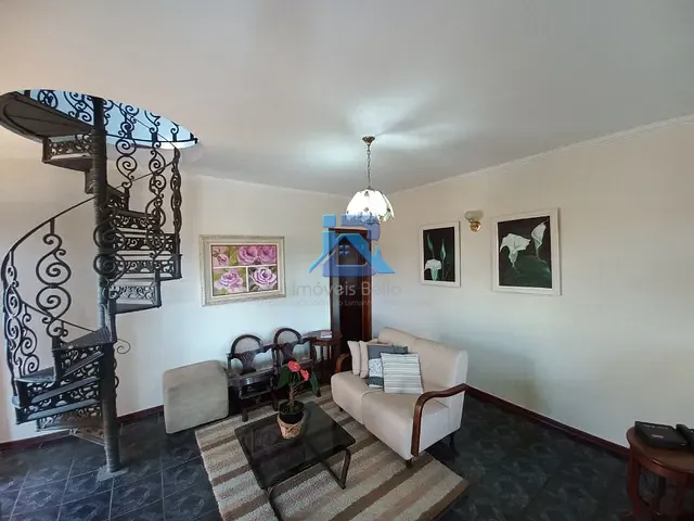 Casa com 274m² 3 quartos e 4 banheiros, à venda, no bairro Centro em Itatiba
