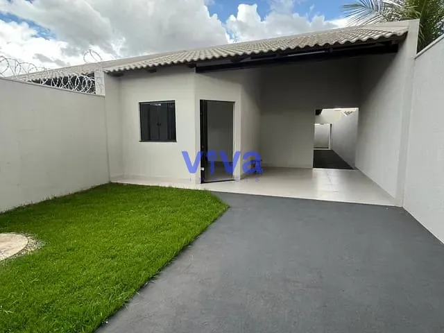 Casa 3 quartos e 2 banheiros, à venda, no bairro Independência - 3º Complemento em Aparecida de Goiânia