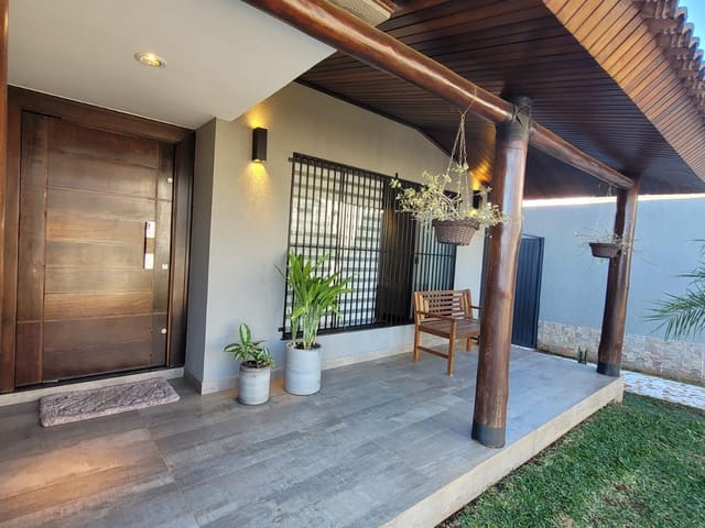 Casa com 420m² 3 quartos e 4 banheiros, à venda, no bairro Estrela em Ponta Grossa