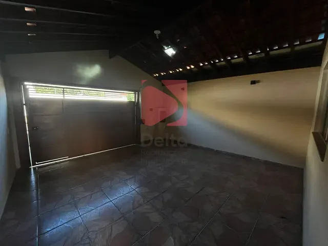 Casa 2 quartos e 2 banheiros, para alugar, no bairro Jardim Itália em Pirassununga