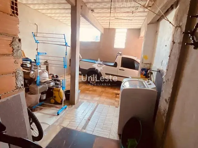 Casa com 220m² 6 quartos e 4 banheiros, à venda, no bairro Conjunto Taquaril em Belo Horizonte