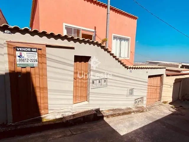 Casa com 220m² 6 quartos e 4 banheiros, à venda, no bairro Conjunto Taquaril em Belo Horizonte