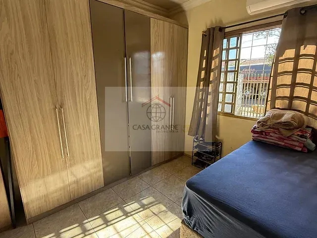 Casa com 360m² 3 quartos e 2 banheiros, à venda, no bairro Jardim Novo Horizonte em Rolândia