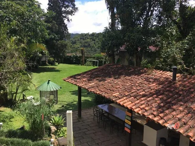 Casa com 5300m² 5 quartos e 1 banheiro, à venda, no bairro Valparaíso em Petrópolis
