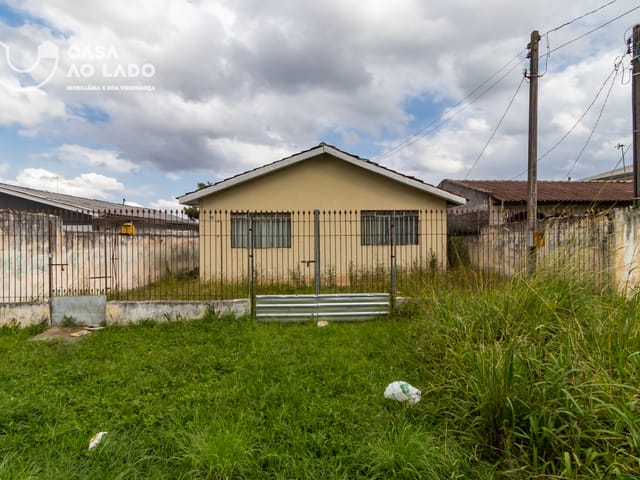Casa com 360m² 3 quartos e 1 banheiro, à venda, no bairro Cidade Industrial em Curitiba