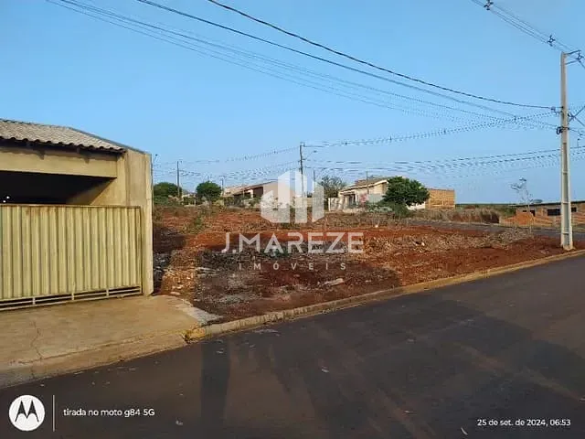 Casa com 300m² 3 quartos e 1 banheiro, à venda, no bairro Pirapó em Apucarana