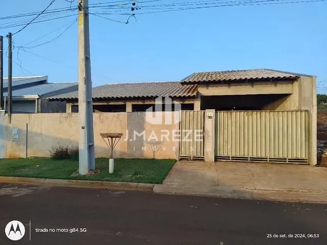 Casa com 300m² 3 quartos e 1 banheiro, à venda, no bairro Pirapó em Apucarana